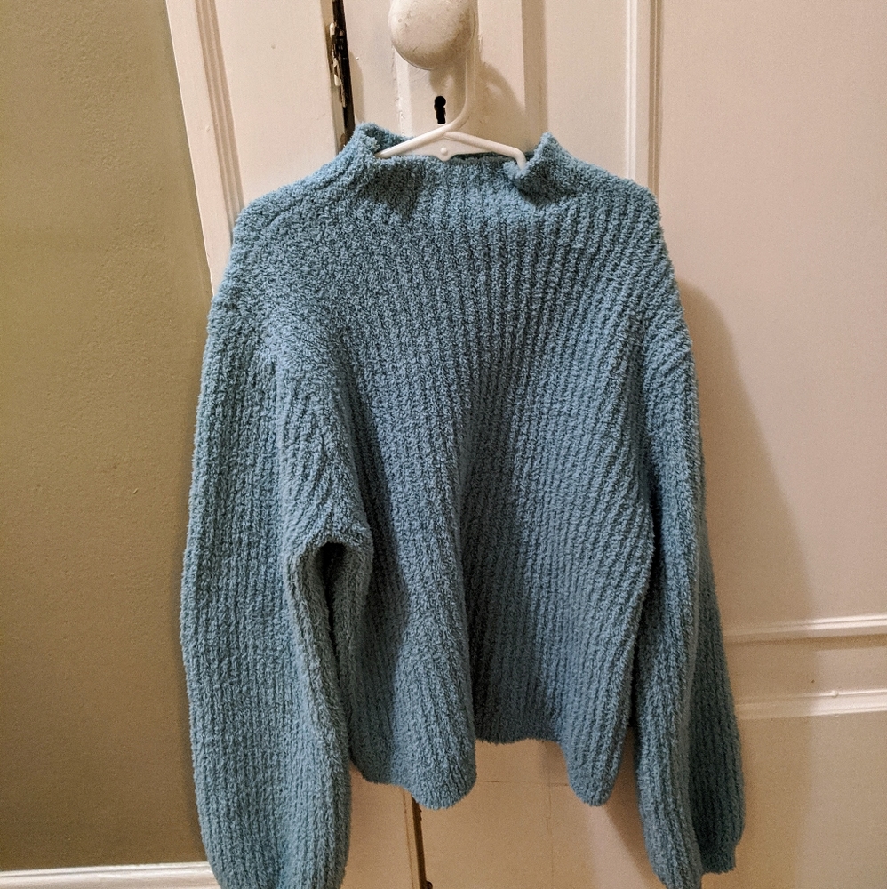 Harper Canyon Fuzzy Blue Sweater